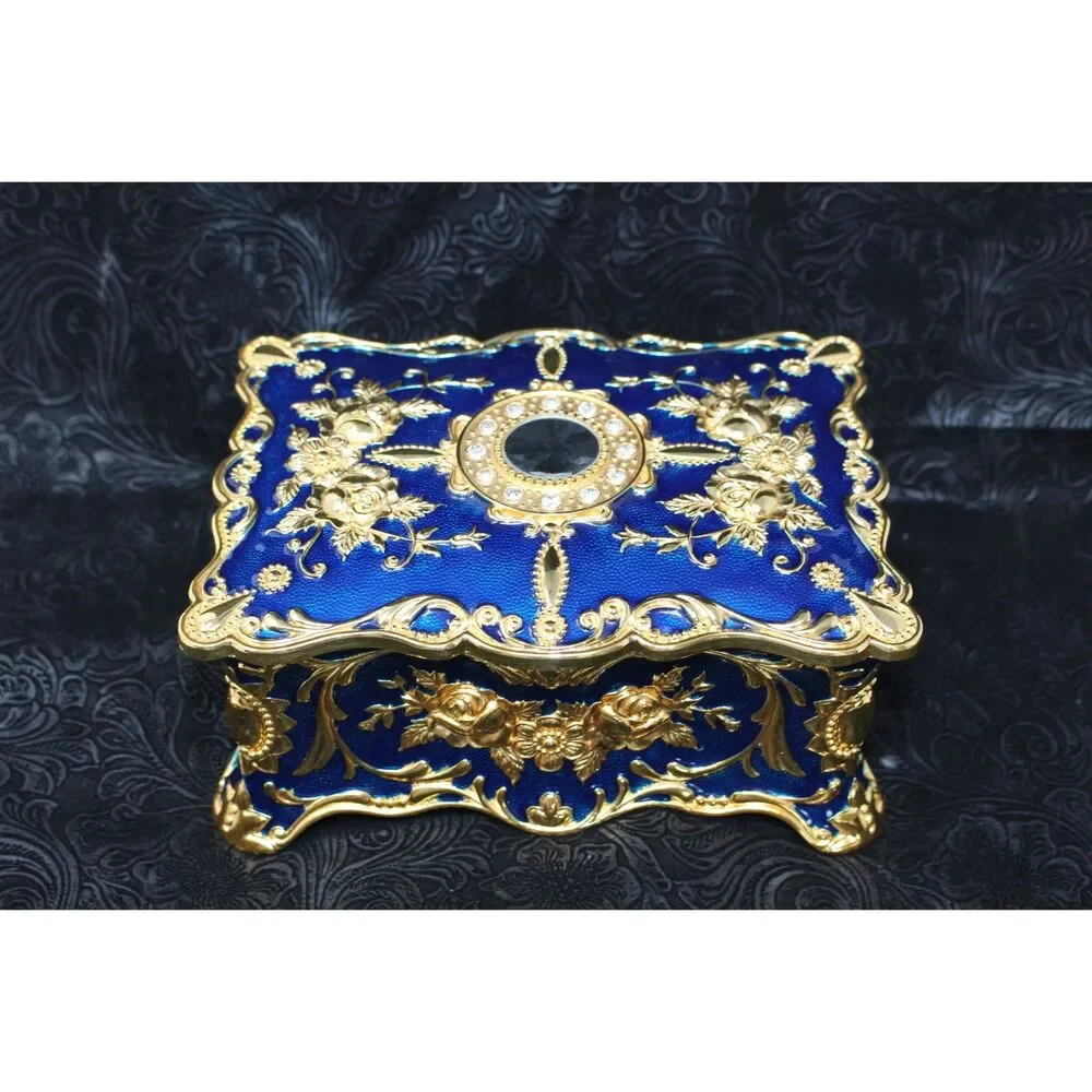 Unused VTG Hipiwe Embellished Cobalt, Crystals & Intricate Gold Details Jewelry